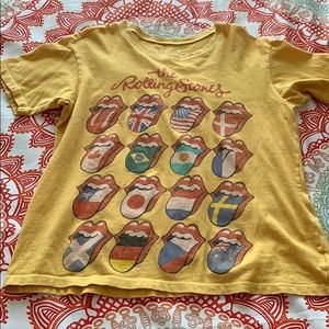 yellow rolling stones shirt
